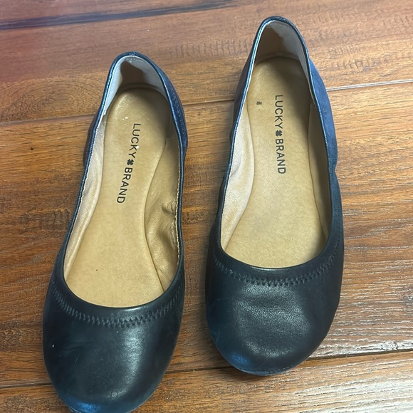 Lucky Brand Flats - Picture 1 of 3
